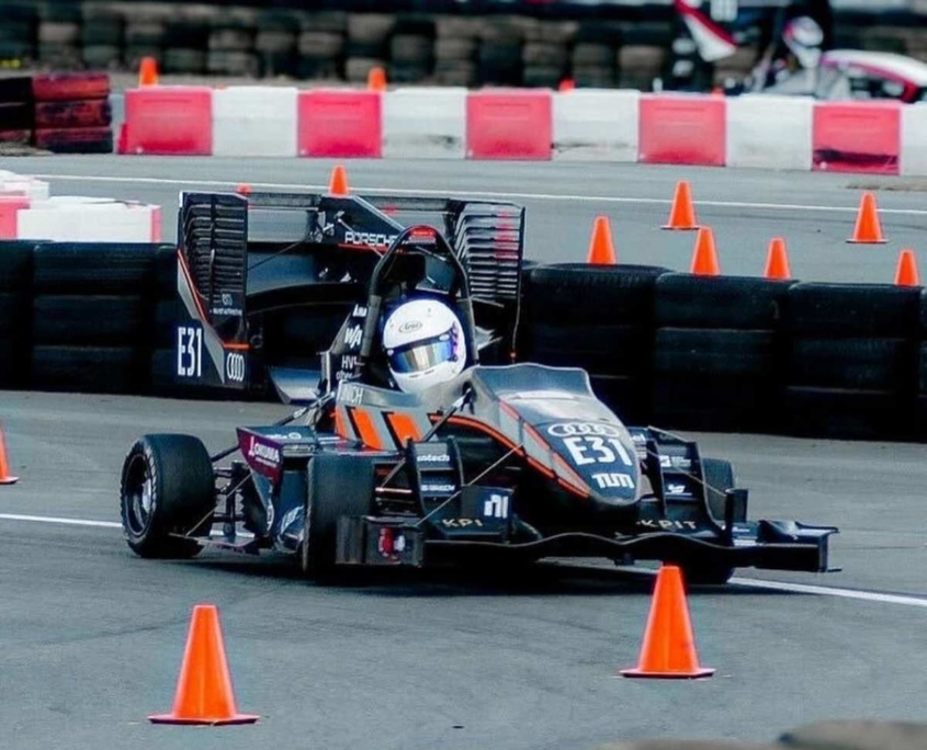 TU Fast Racecar 3