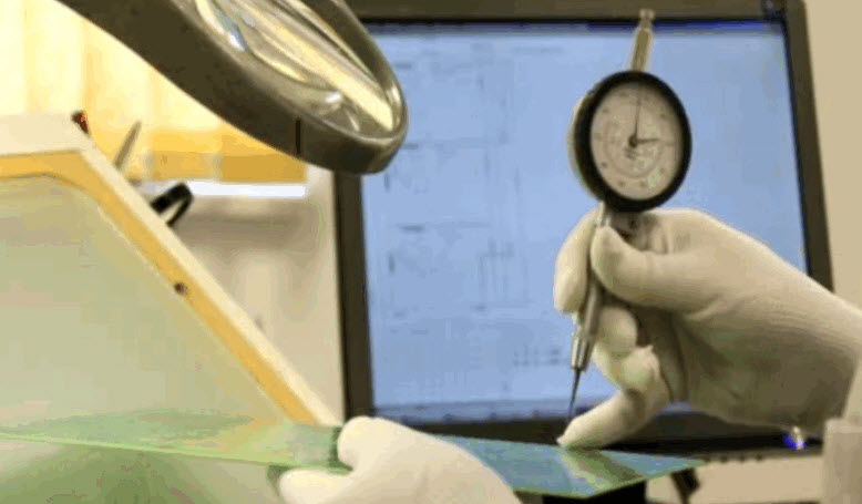 Endlochdurchmesser-Messung Endlochdurchmesser-Messung