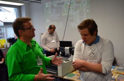 Prototype soldering with the eC-reflow equipment- Workshop in Augsburg ...