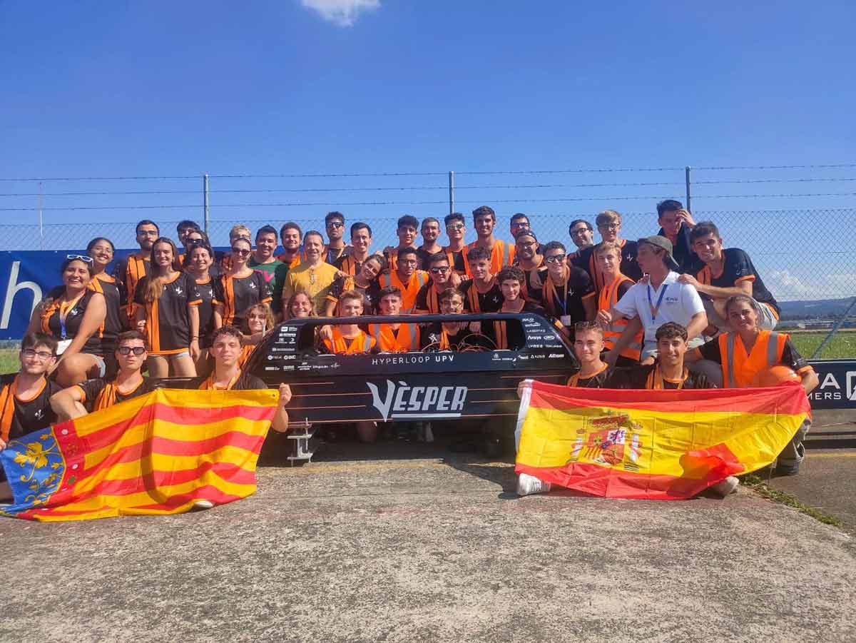 Hyperloop UPV 2025 Teampicture