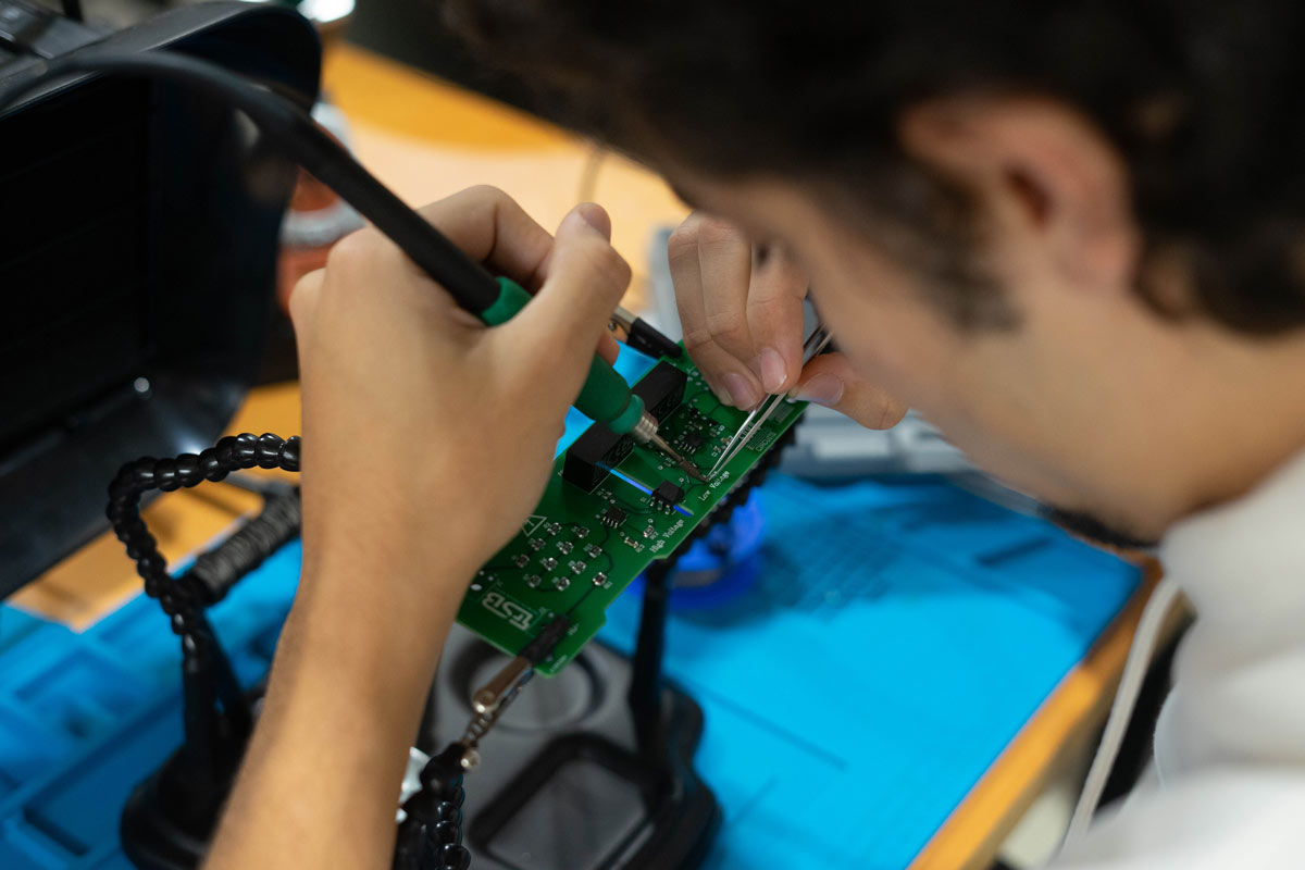 Tecnico Solar Team 2025 Working on PCB