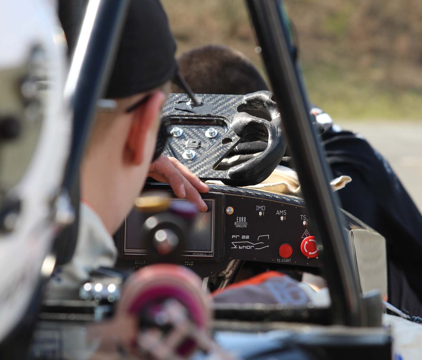 Elefant-Racing-2022-Steering-Wheel