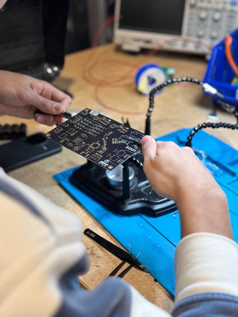 Técnico Solar Boat 2026 BMS PCB